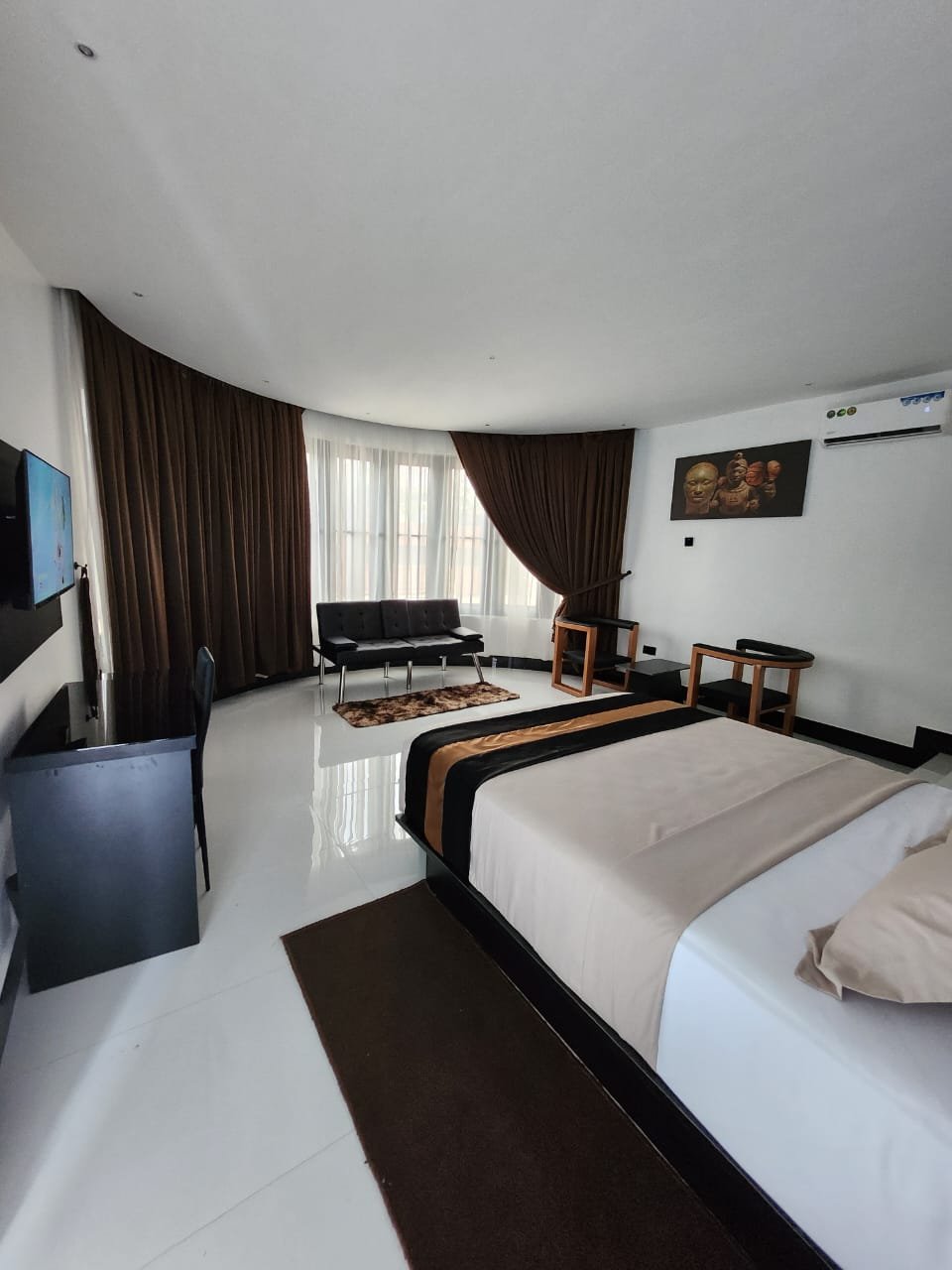 WhatsApp Image 2025-12-10 at 4.49.14 AM